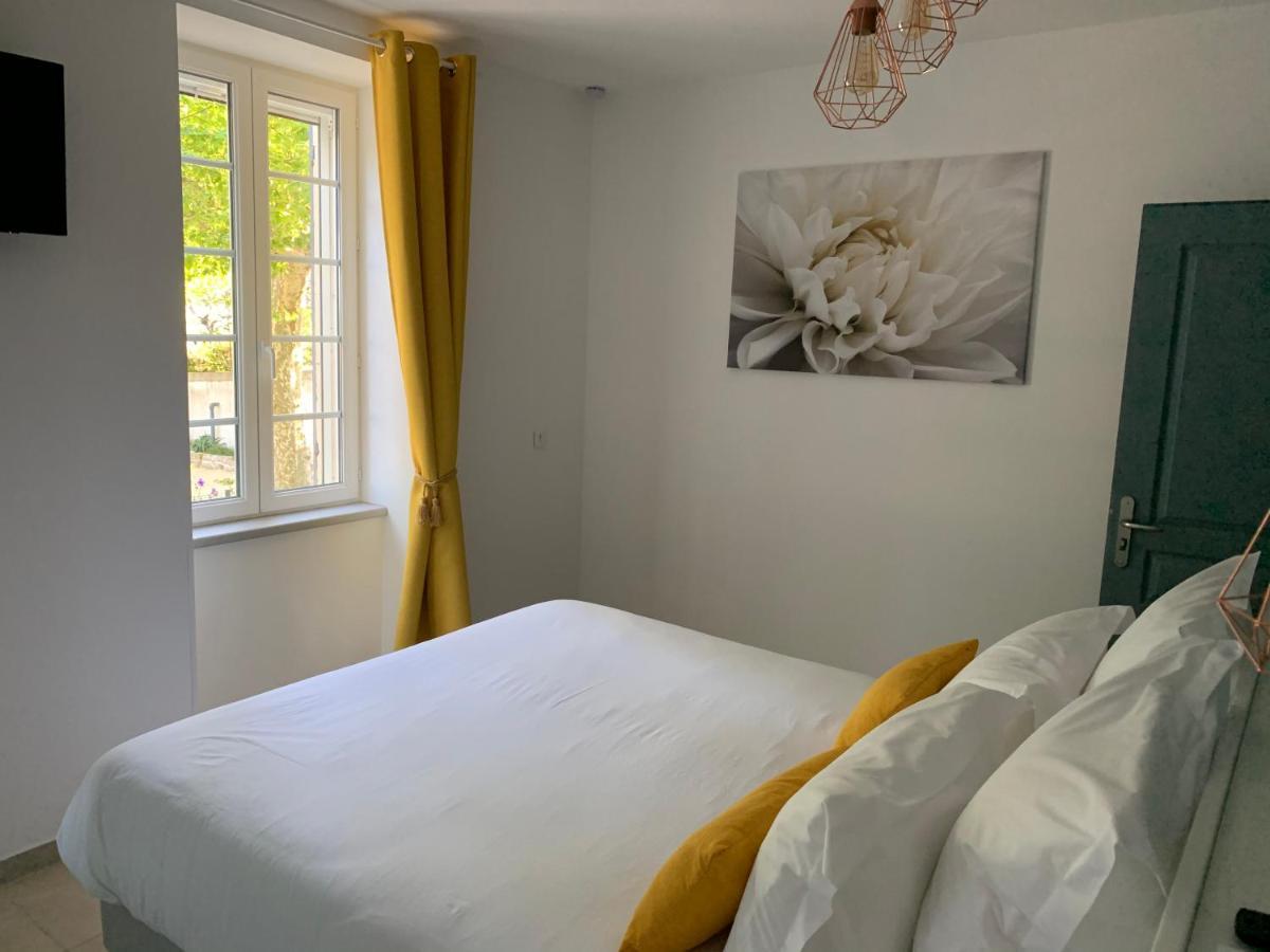 Domaine Forvent Bed & Breakfast Saint-Julien-de-Peyrolas Екстериор снимка