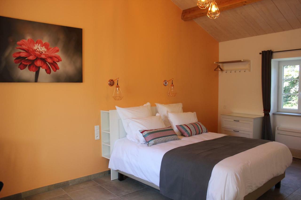Domaine Forvent Bed & Breakfast Saint-Julien-de-Peyrolas Екстериор снимка